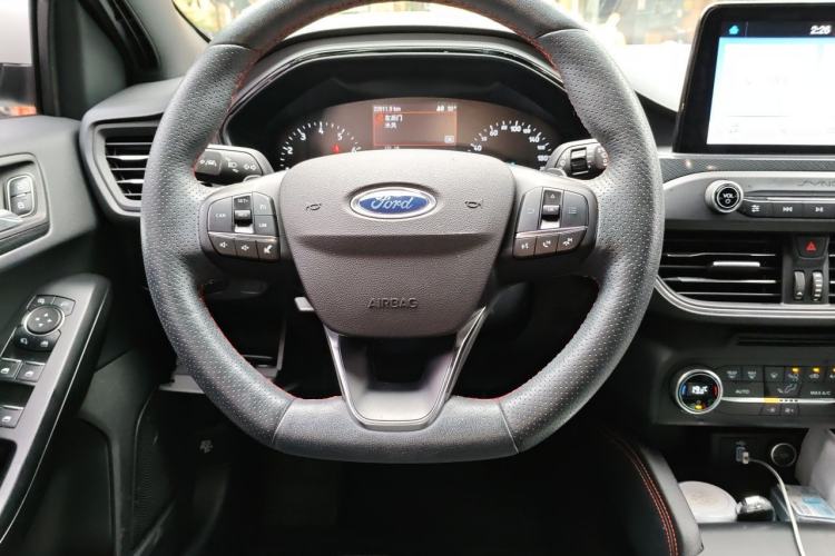 Used Ford Focus 2020 Hatchback EcoBoost 180 Automatic ST Line Steering Wheel