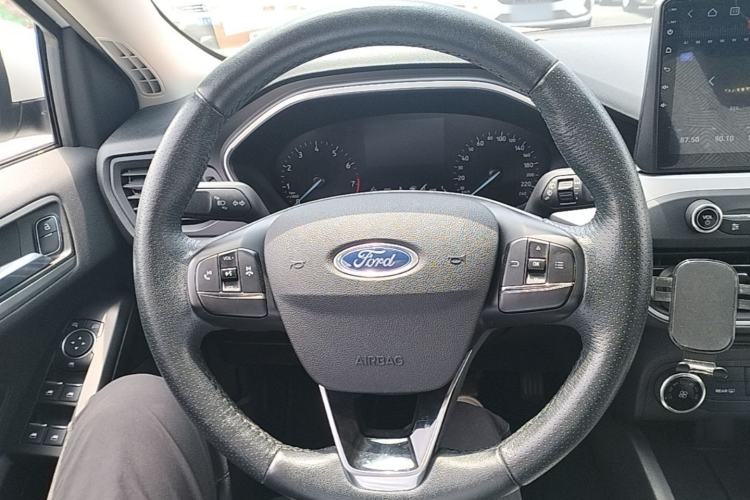 Used Ford Focus 2020 Hatchback 1.5L Automatic Sharp Edition Steering Wheel