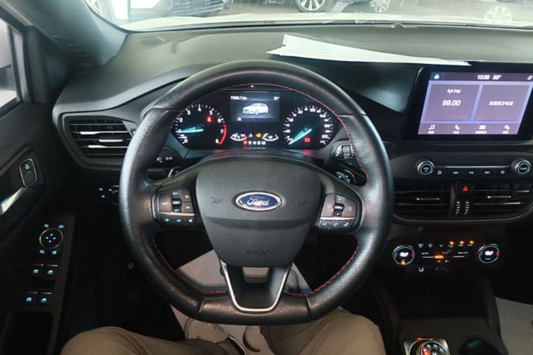 Used Ford Focus 2020 Hatchback EcoBoost 180 Automatic ST Line Steering Wheel