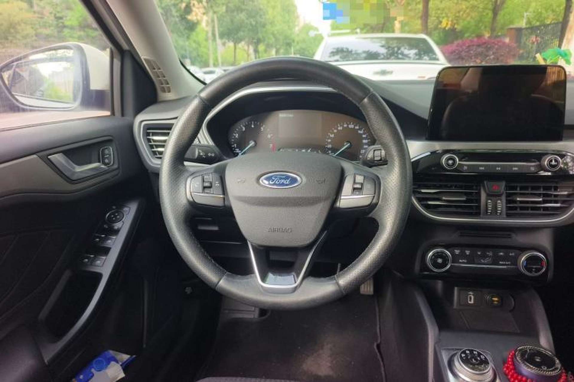 Used Ford Focus 2020 Sedan EcoBoost 180 Automatic Trend Edition Steering Wheel