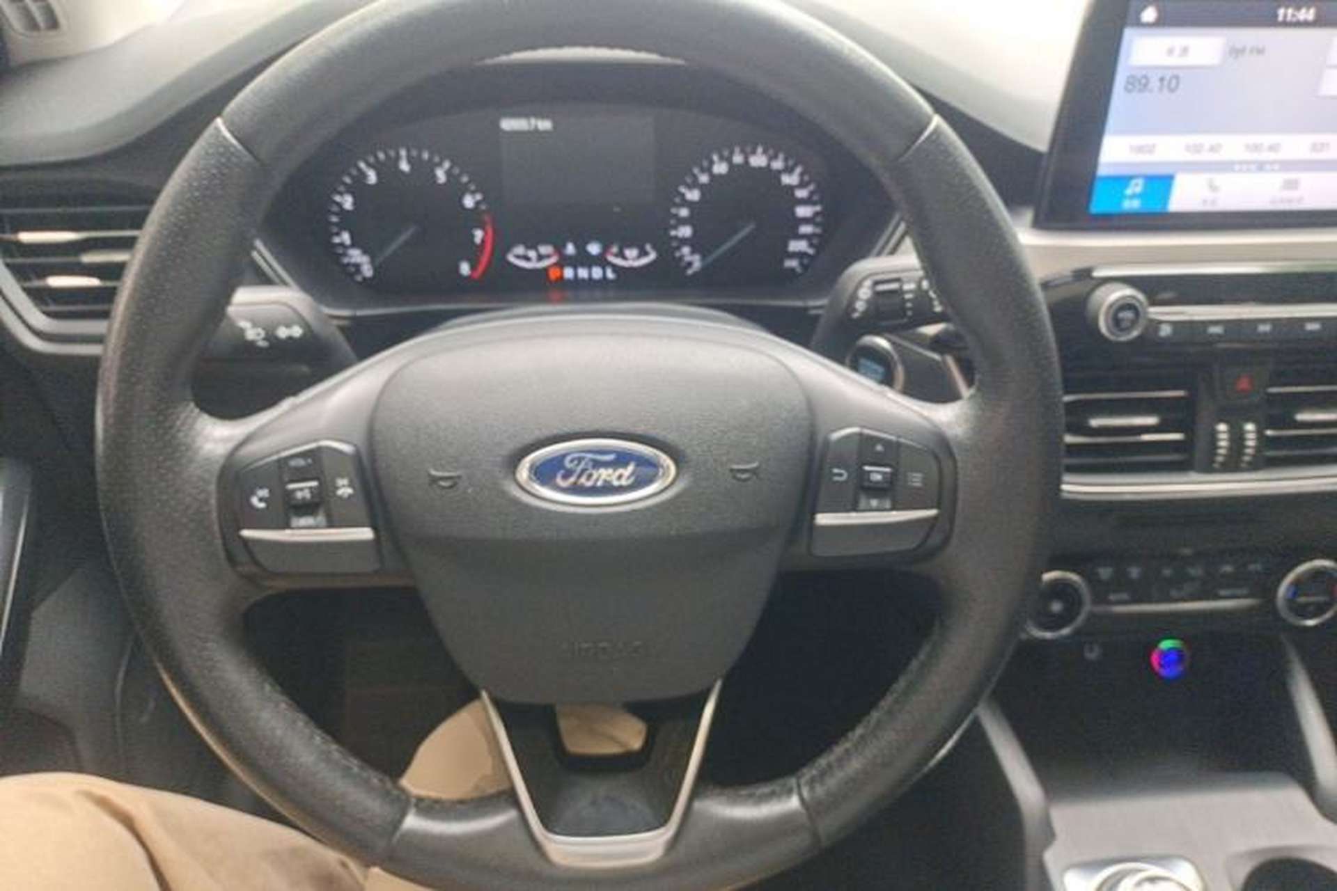 Used Ford Focus 2020 Hatchback EcoBoost 180 Automatic Trend Edition Steering Wheel