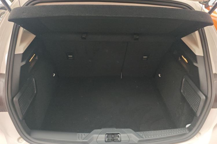 Used Ford Focus 2020 Hatchback EcoBoost 180 Automatic Trend Edition Trunk