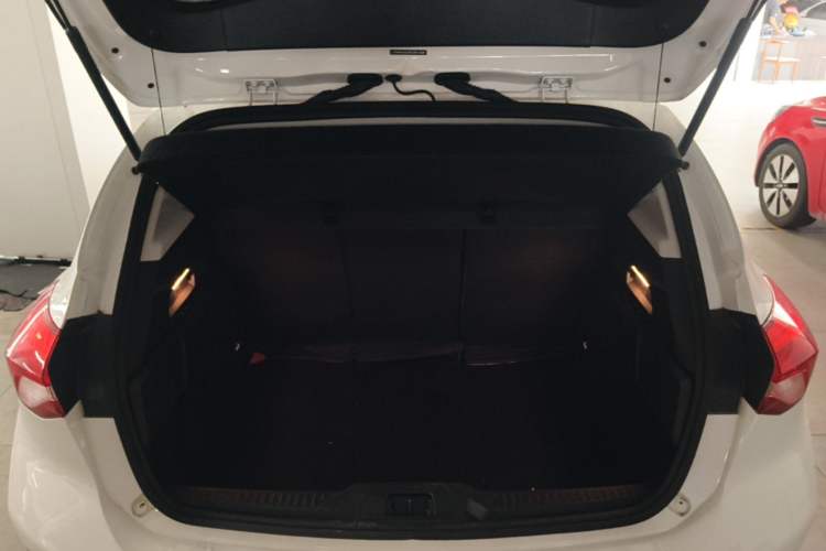 Used Ford Focus 2020 Hatchback 1.5L Automatic Sharp Edition Trunk