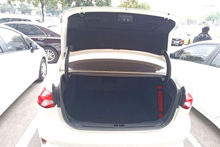 Used Ford Focus 2020 Sedan EcoBoost 180 Automatic ST Line Trunk