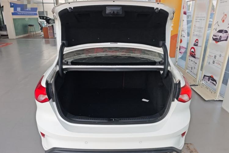 Used Ford Focus 2020 Sedan 1.5L Automatic Sharp Edition Trunk