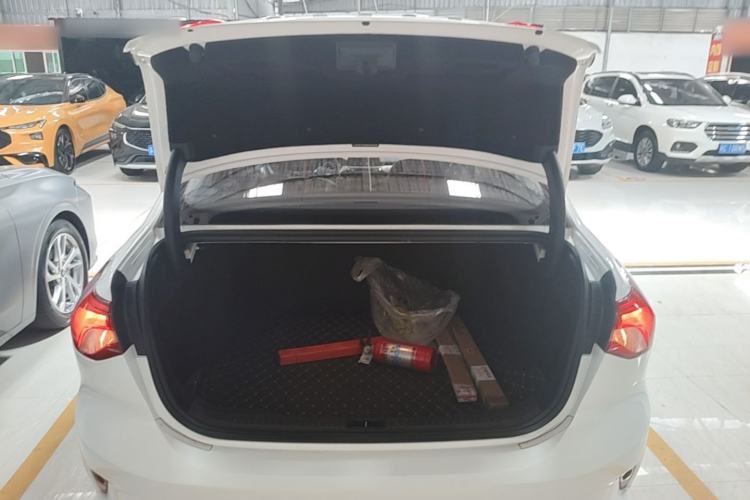 Used Ford Focus 2020 Sedan EcoBoost 180 Automatic Trend Edition Trunk