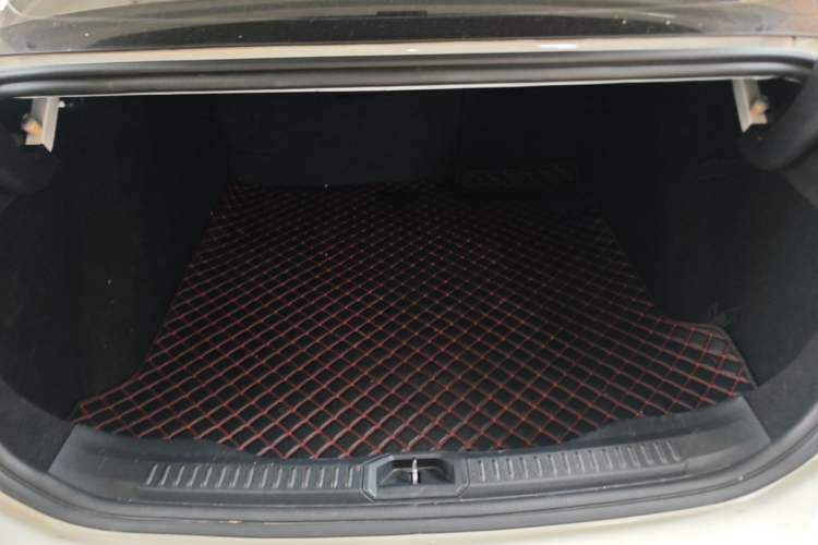 Used Ford Focus 2020 Sedan EcoBoost 180 Automatic Trend Edition Trunk