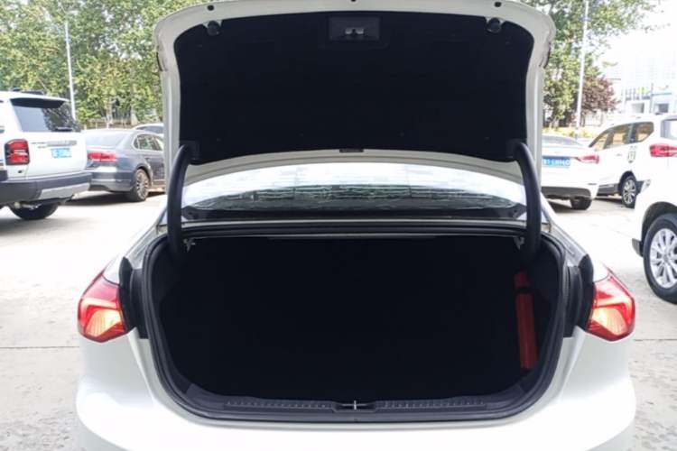 Used Ford Focus 2020 Sedan EcoBoost 180 Automatic ST Line Trunk