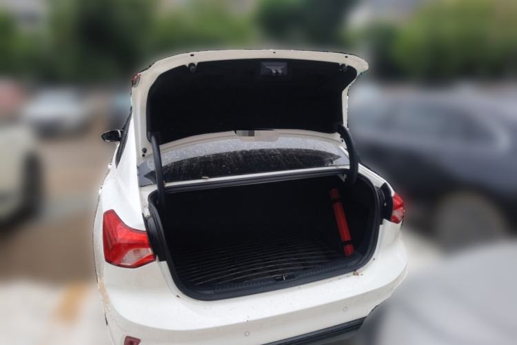 Used Ford Focus 2020 Sedan EcoBoost 180 Automatic Trend Edition Trunk