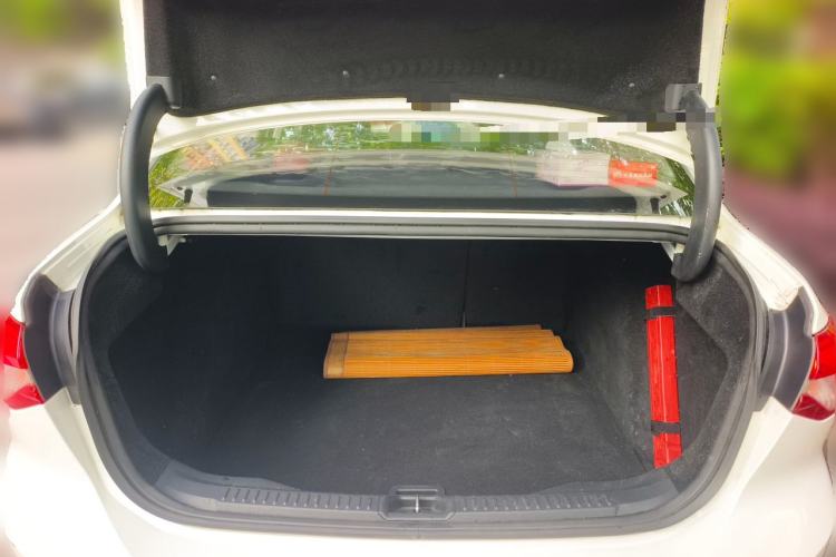 Used Ford Focus 2020 Sedan EcoBoost 180 Automatic Trend Edition Trunk