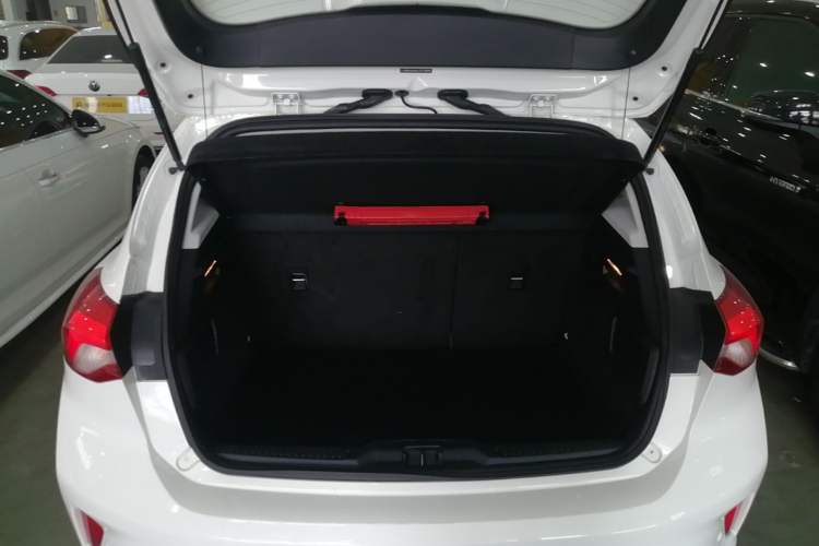 Used Ford Focus 2020 Hatchback 1.5L Automatic Sharp Edition Trunk