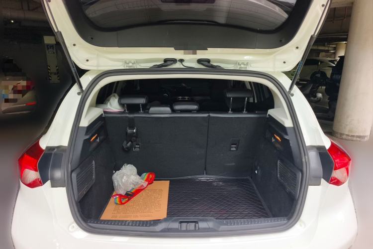 Used Ford Focus 2020 Hatchback EcoBoost 180 Automatic Trend Edition Trunk
