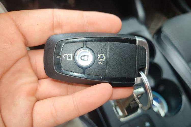 Used Ford Focus 2020 Sedan EcoBoost 180 Automatic Trend Edition Vehicle Key