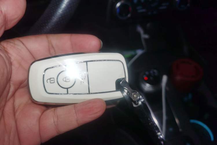 Used Ford Focus 2020 Sedan EcoBoost 180 Automatic Trend Edition Vehicle Key