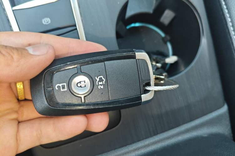 Used Ford Focus 2020 Hatchback EcoBoost 180 Automatic Trend Edition Vehicle Key