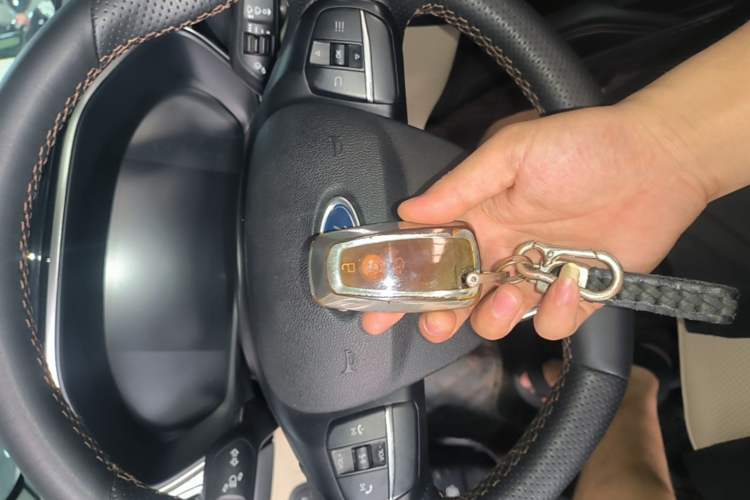 Used Ford Focus 2020 Sedan EcoBoost 180 Automatic Trend Edition Vehicle Key