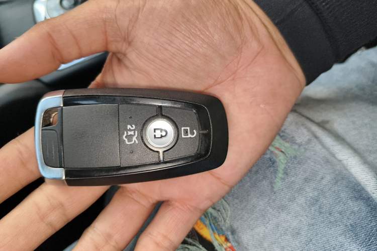 Used Ford Focus 2020 Sedan EcoBoost 180 Automatic Trend Edition Vehicle Key