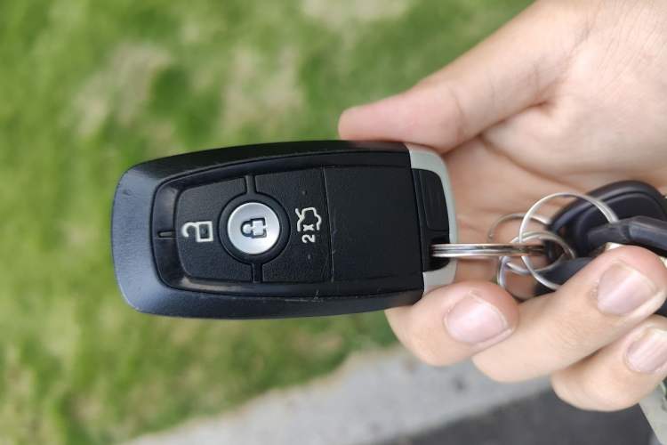 Used Ford Focus 2020 Sedan EcoBoost 180 Automatic Trend Edition Vehicle Key