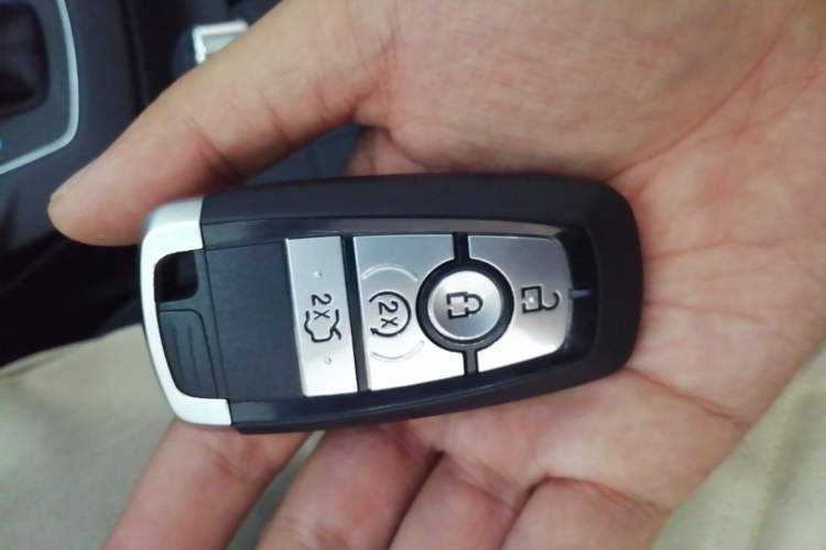 Used Ford Focus 2020 Hatchback 1.5L Automatic Sharp Edition Vehicle Key