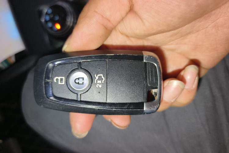 Used Ford Focus 2020 Hatchback EcoBoost 180 Automatic Trend Edition Vehicle Key