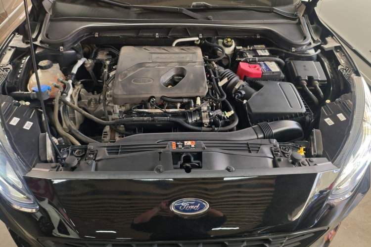 Used Ford Focus 2021 Sedan EcoBoost 180 Automatic ST Line Engine Bay