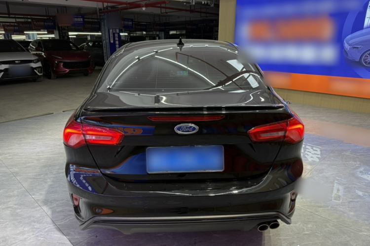 Used Ford Focus 2021 Sedan EcoBoost 180 Automatic ST Line Exterior 6
