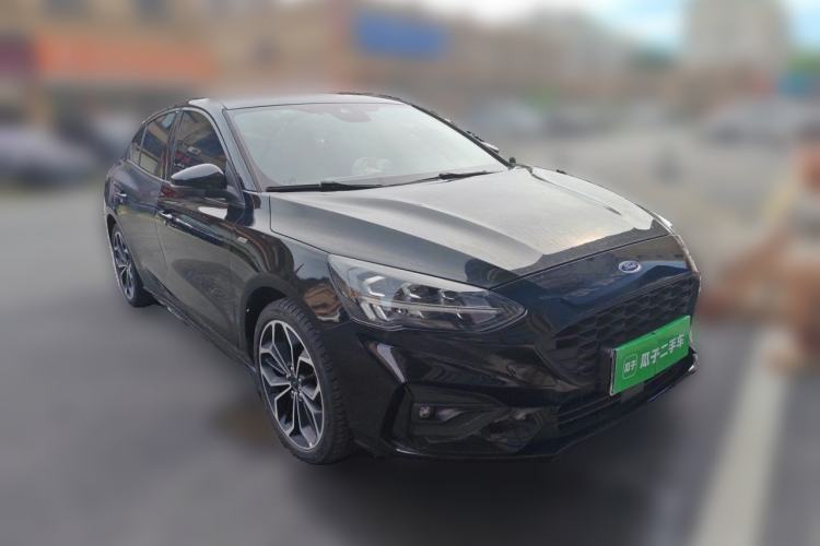 Used Ford Focus 2021 Sedan EcoBoost 180 Automatic ST Line Front Right 45 Deg