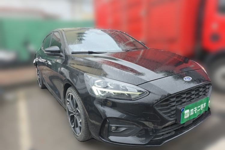 Used Ford Focus 2021 Hatchback EcoBoost 180 Automatic ST Line Front Right 45 Deg