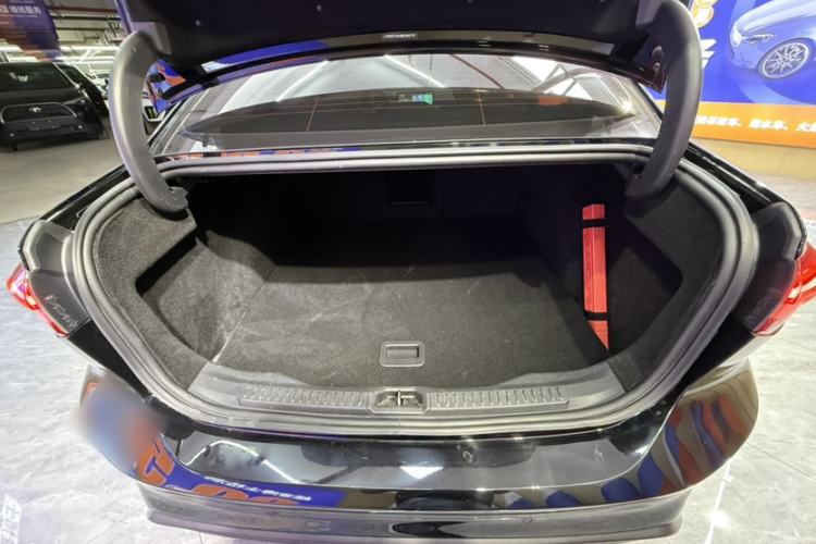Used Ford Focus 2021 Sedan EcoBoost 180 Automatic ST Line Interior 5