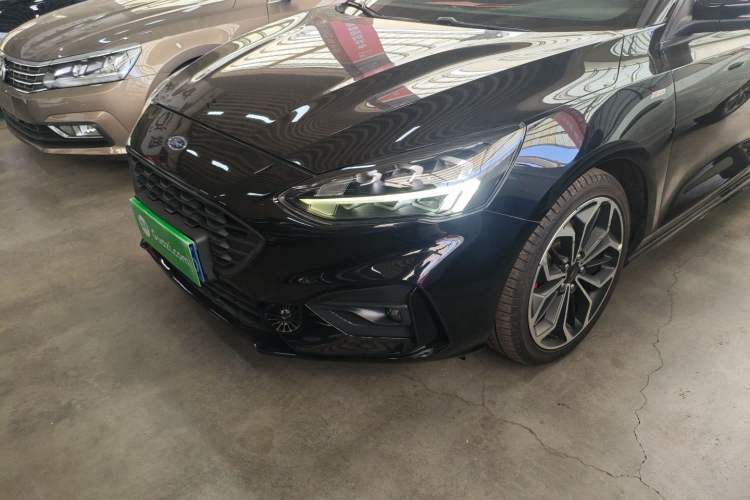 Used Ford Focus 2021 Sedan EcoBoost 180 Automatic ST Line Left Front Headlight