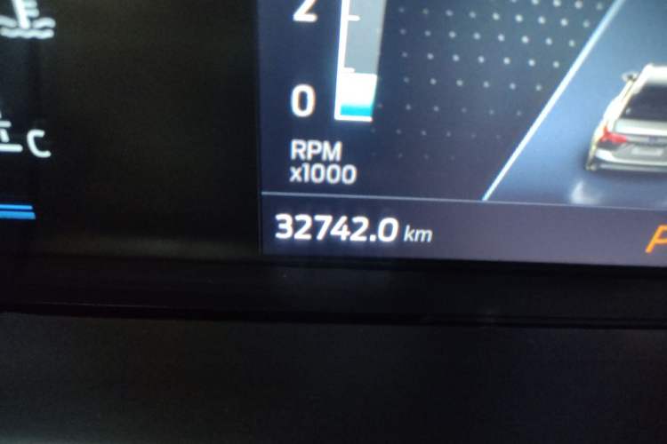 Used Ford Focus 2021 Hatchback EcoBoost 180 Automatic ST Line Odometer Close Up