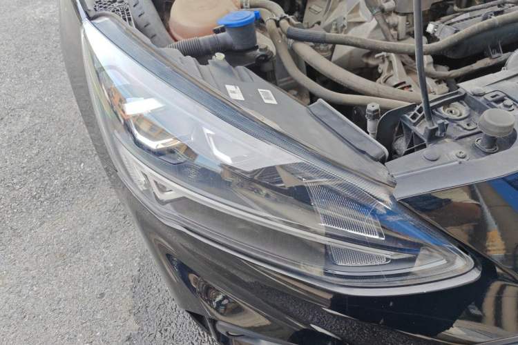 Used Ford Focus 2021 Sedan EcoBoost 180 Automatic ST Line Right Front Headlight