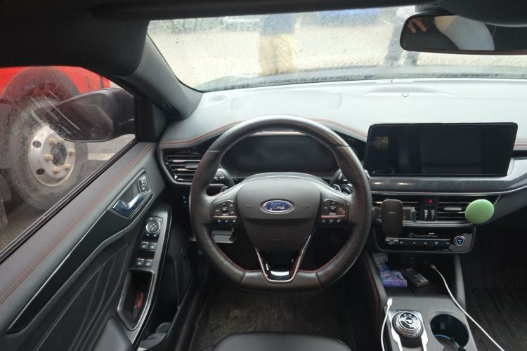 Used Ford Focus 2021 Hatchback EcoBoost 180 Automatic ST Line Steering Wheel
