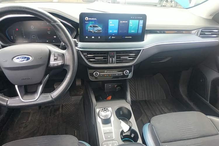 Used Ford Focus 2021 EcoBoost 180 Automatic Hunter Edition Audio And AC Panel