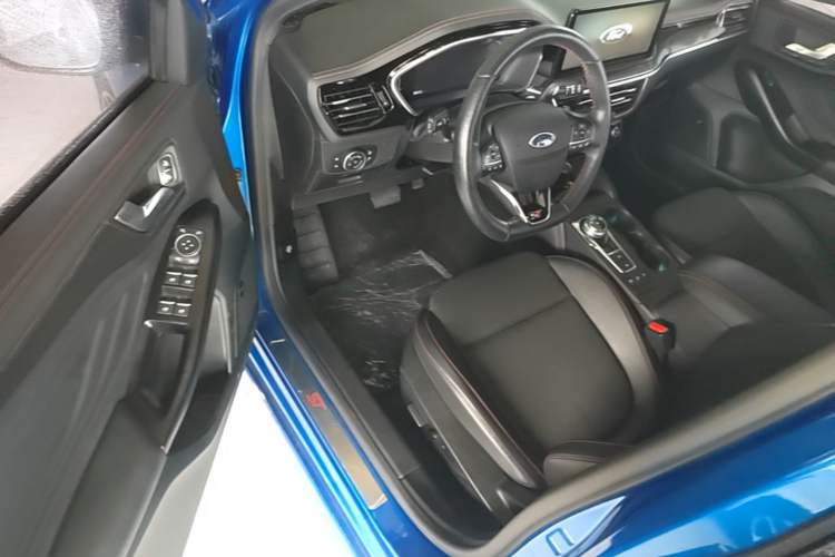 Used Ford Focus 2021 Hatchback EcoBoost 180 Automatic ST Line Driver Seat