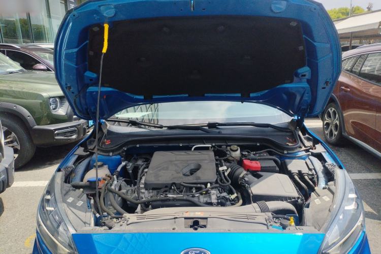 Used Ford Focus 2021 Hatchback EcoBoost 180 Automatic ST Line Engine Bay