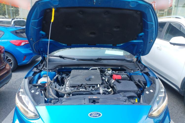 Used Ford Focus 2021 Hatchback EcoBoost 180 Automatic ST Line Engine Bay