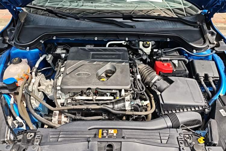 Used Ford Focus 2021 Sedan EcoBoost 180 Automatic ST Line Engine Bay