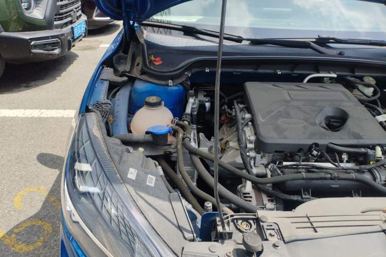 Used Ford Focus 2021 Hatchback EcoBoost 180 Automatic ST Line Engine Bay Right