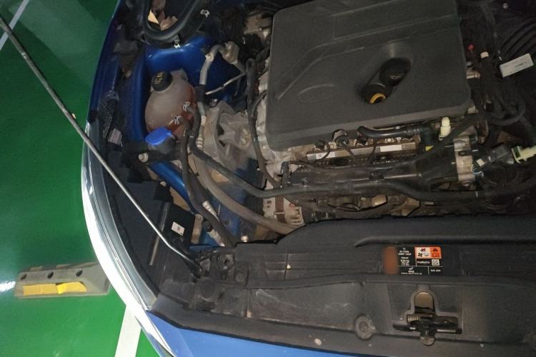 Used Ford Focus 2021 Sedan EcoBoost 180 Automatic Trendy Model Engine Bay Right