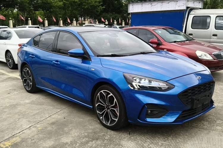 Used Ford Focus 2021 Sedan EcoBoost 180 Automatic ST Line Exterior 1