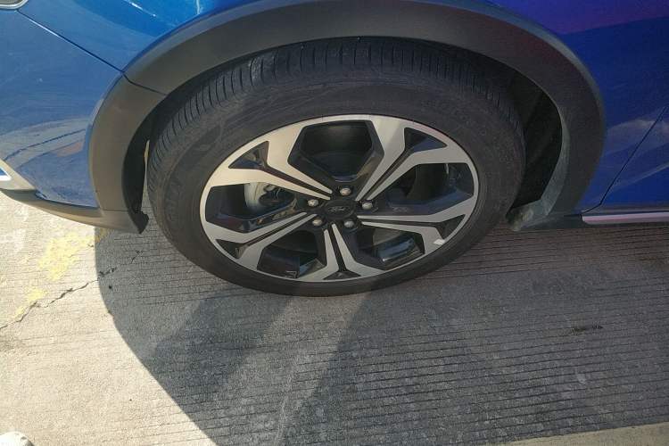 Used Ford Focus 2021 EcoBoost 180 Automatic Hunter Edition Exterior 3