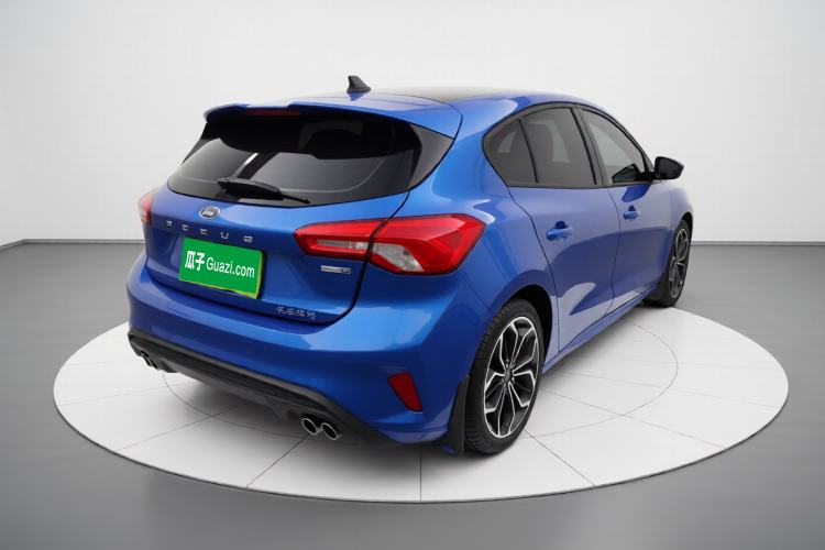Used Ford Focus 2021 Hatchback EcoBoost 180 Automatic ST Line Exterior 5