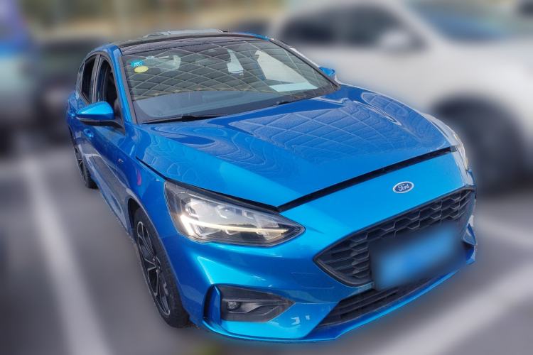 Used Ford Focus 2021 Hatchback EcoBoost 180 Automatic ST Line Front Right 45 Deg