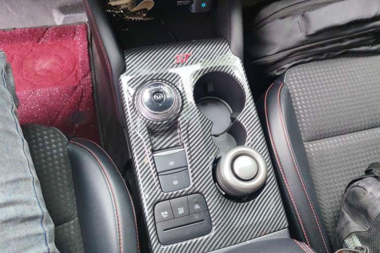 Used Ford Focus 2021 Hatchback EcoBoost 180 Automatic ST Line Gear Lever