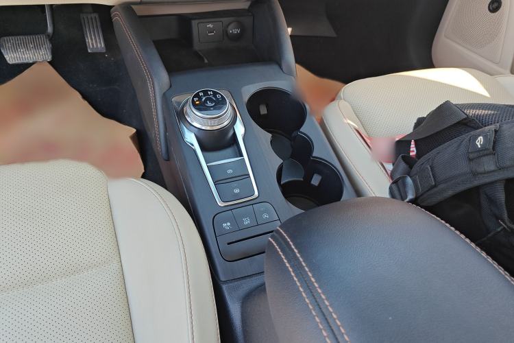 Used Ford Focus 2021 Sedan EcoBoost 180 Automatic Trendy Model Gear Lever