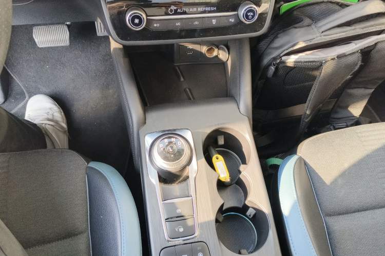 Used Ford Focus 2021 EcoBoost 180 Automatic Hunter Edition Gear Lever