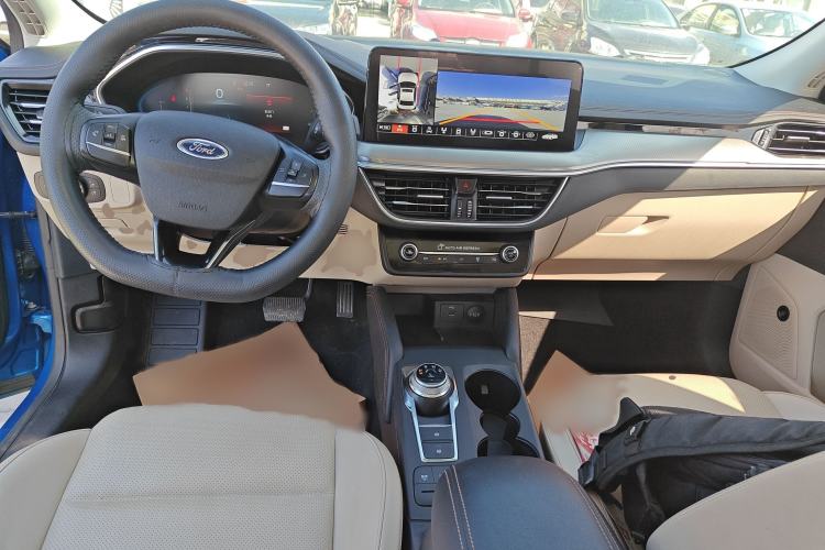 Used Ford Focus 2021 Sedan EcoBoost 180 Automatic Trendy Model Interior 2
