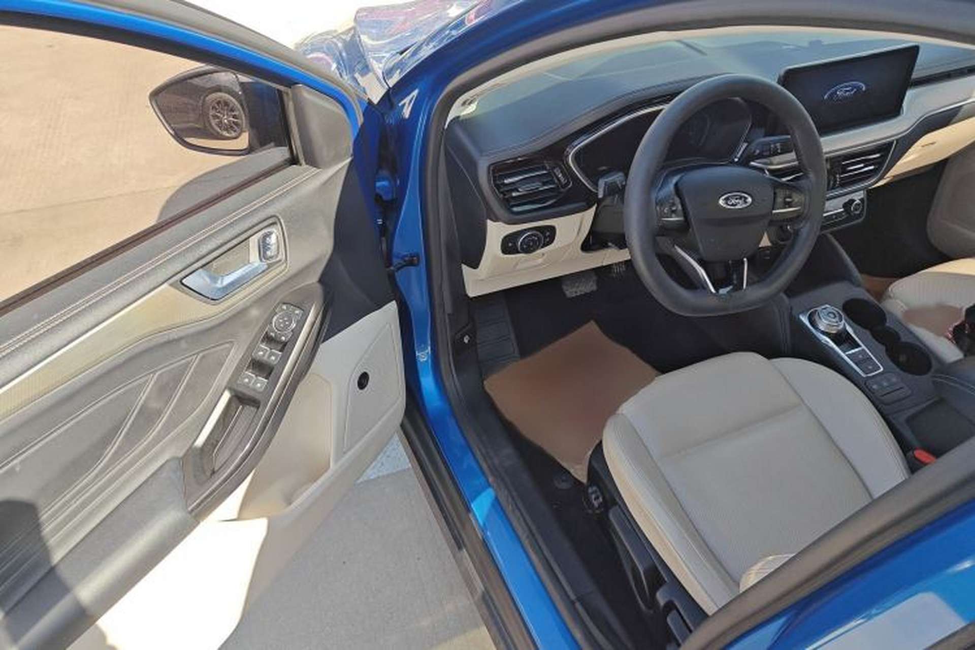 Used Ford Focus 2021 Sedan EcoBoost 180 Automatic Trendy Model Interior 3