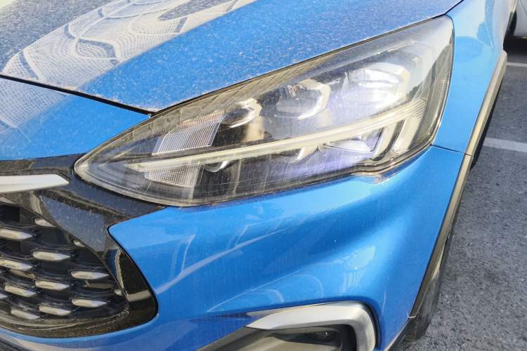Used Ford Focus 2021 EcoBoost 180 Automatic Hunter Edition Left Front Headlight